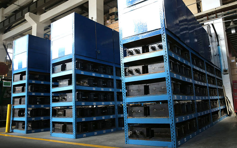 Dust cover mold warehouse